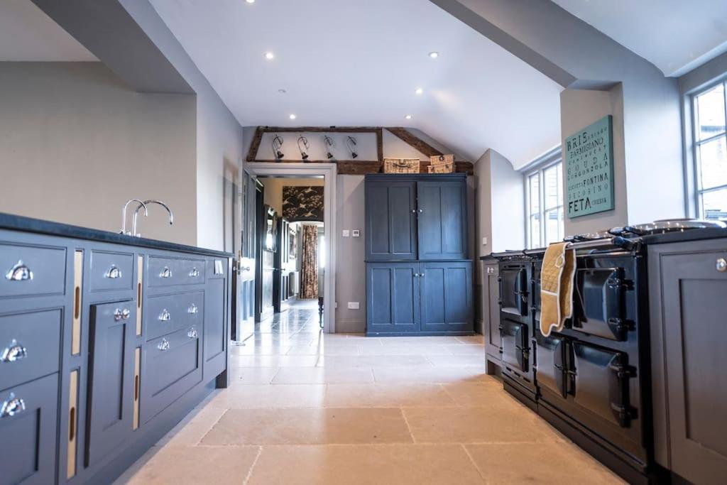 Georgian Country House -Panoramic Views -Sleeps 12 Ruthin Exteriér fotografie