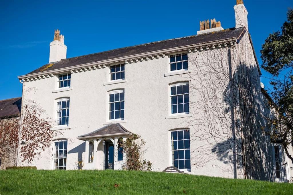 Georgian Country House -Panoramic Views -Sleeps 12 Ruthin Exteriér fotografie